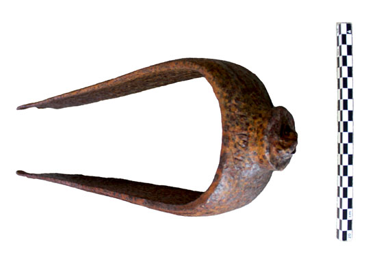 Government of Nunavut archaeologists found this 25-centimetre-long iron fitting from an early-19th century ship, Sept. 1, on an island southwest of King William Island. (IMAGE FROM GOVERNMENT OF NUNAVUT)