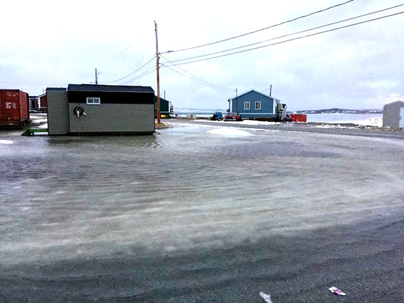 A view of Inukjuak, a community of about 1,700 people on Nunavik's Hudson Bay coast. Quebec's police watchdog, the Bureau des enquêtes indépendantes, sent six investigators to Inukjuak who are due to arrive at around noon today, March 17. They'll investigate the death of a 43-year-old man whose spousal partner had given a statement to police about domestic abuse. (FILE PHOTO)