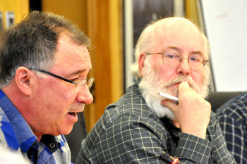 William Tagoona and Patrick Nagle of CBC North at a meeting of the Kativik Regional Government council in Kuujjuaq last year, explaining the complex reasons behind the lack of CBC reception in many Nunavik communities. (FILE PHOTO)