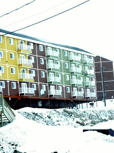 Thieves often target the dense housing of the Road to Nowhere in Iqaluit, which is mainly occupied by relatively well-off government workers. (PHOTO BY JANE GEORGE)