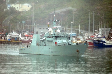The HMCS Summerside is one of two coastal defence vessels to participate in this year's Operation Nanook. (FILE PHOTO)