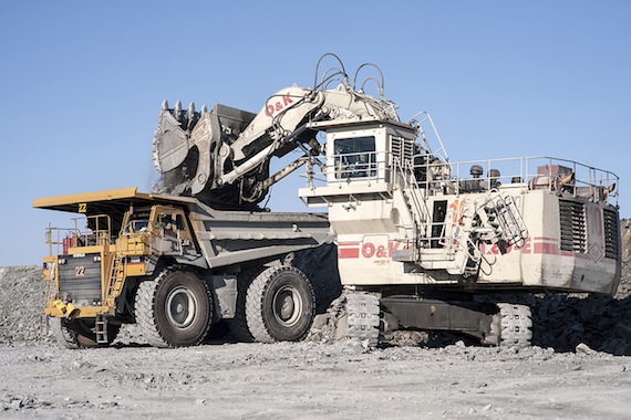 A haul truck gets loaded up with rock at Agnico Eagle's Meadowbank gold mine near Baker Lake. (PHOTO COURTESY OF AEM)