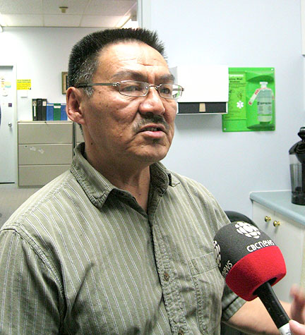 Iqaluit city councillor Joanasie Akumalik insisted, May 12, that the city needs a legal opinion on whether a Supreme Court of Canada ruling obligates the city to drop the opening prayer from council meetings. (PHOTO BY PETER VARGA)  