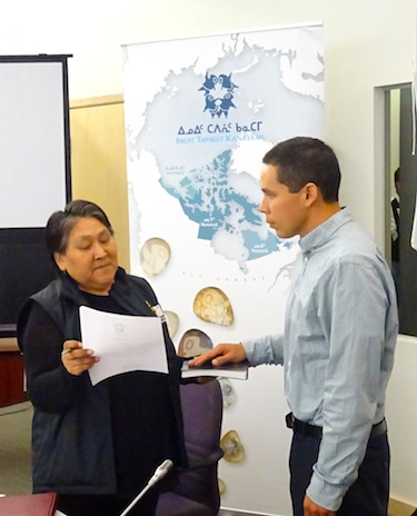 The new president of Inuit Tapiriit Kanatami, Natan Obed, takes his oath of office Sept. 17 in the boardroom of the Kitikmeot Inuit Association office in Cambridge Bay, shortly after his election as leader of the national Inuit organization. (PHOTO BY JANE GEORGE)