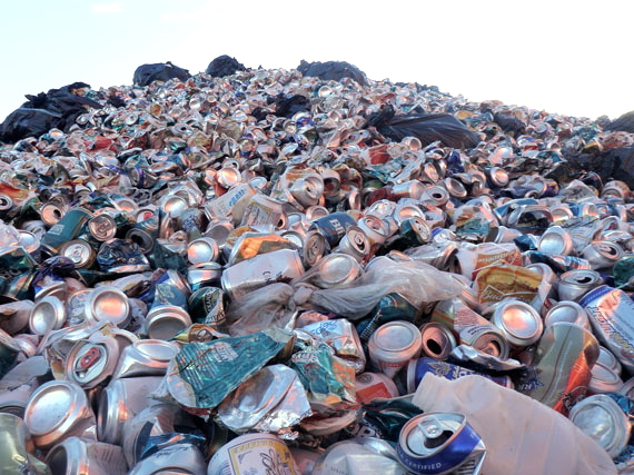 A huge pile of old beer cans in Iqaluit. It's well-known that many Nunavut residents consume huge quantities of beer, wine and spirits. But the Government of Nunavut wants to launch a campaign next year to 
