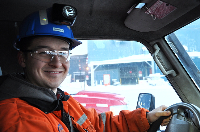 Samwillie Grey-Scott has worked as an apprentice miner trainer at Raglan since 2014, coaching new Nunavimmiut staff into skilled mining jobs. 