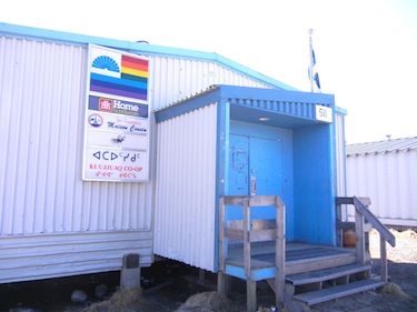 Since 2015, Nunavimmiut can no longer open an account, cash a cheque or make a deposit through the Nunavik Financial Services Co-operatives,  once located in each of the region's 14 co-ops. (FILE PHOTO)
