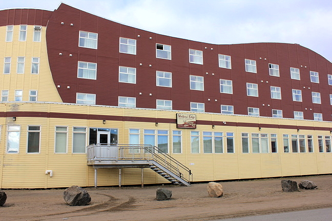 Owners of the Waters' Edge restaurant in Iqaluit are taking their landlords to court to maintain a rental lease for their business but building owners Northern Properties, says they're selling the building and want the hotel and restaurant off the premises. A trial will ensue next week in Iqaluit (FILE PHOTO)