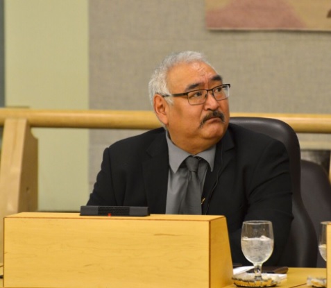 Gjoa Haven MLA Tony Akoak tabled a letter in the legislature last week from Gjoa Haven mayor Joanni Sallerina to Health Minister Pat Angnakak, saying his community is 